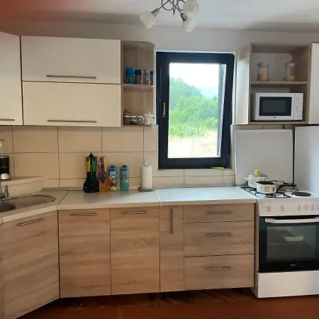 Zelena Dolina-green Valley Semesterbostad