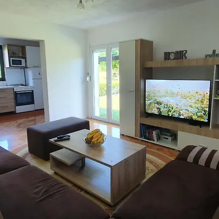 Holiday home Zelena Dolina-green Valley *