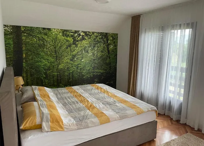 Semesterbostad Zelena Dolina-green Valley